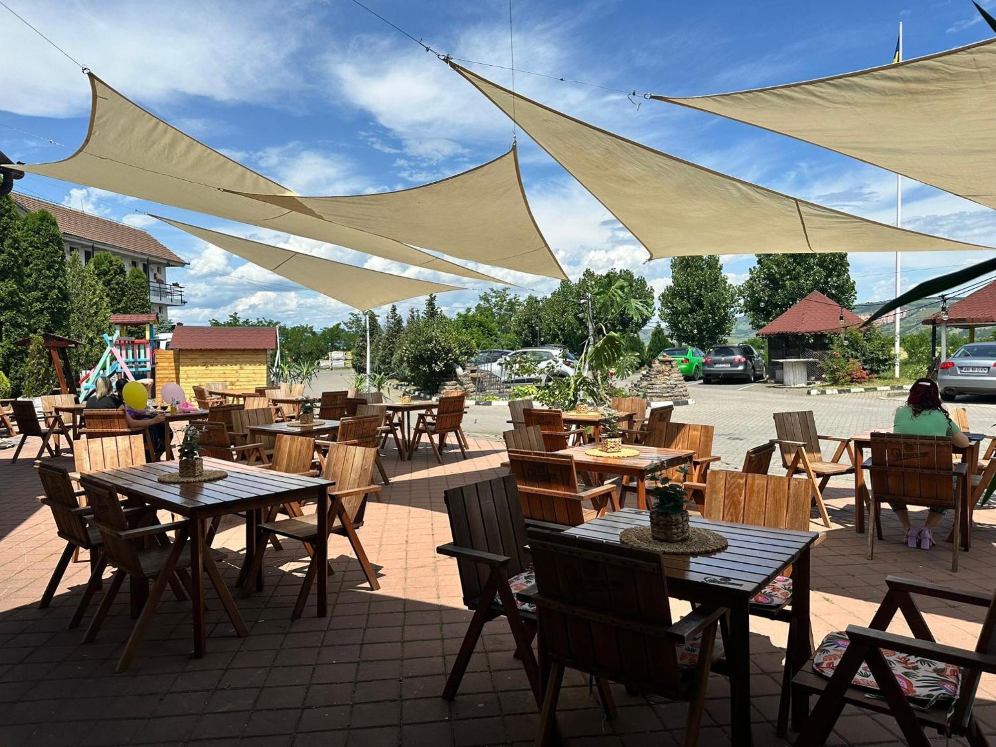 Motel Dacia Sebes  Exterior photo