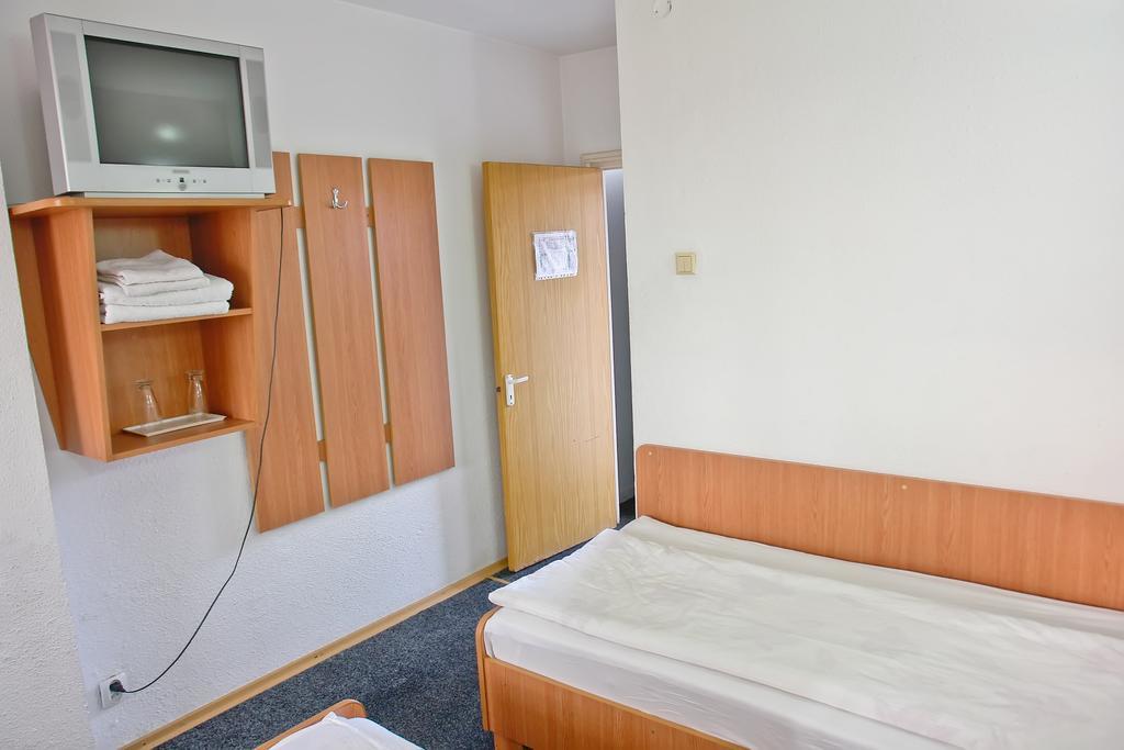 Motel Dacia Sebes  Room photo